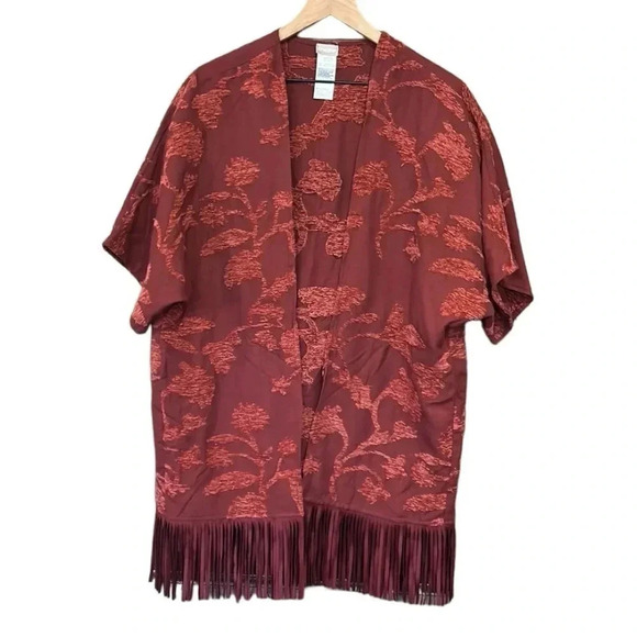 Chico’s Chenille Floral Jacquard Loose Fit Fringed Chenille Ruana Wrap Red S/M - Picture 6 of 10